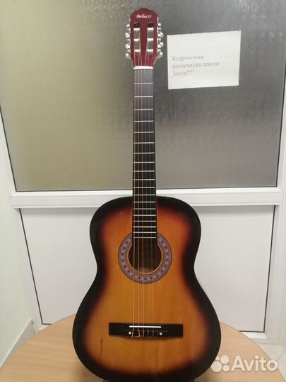 Гитара акустическая и укулеле