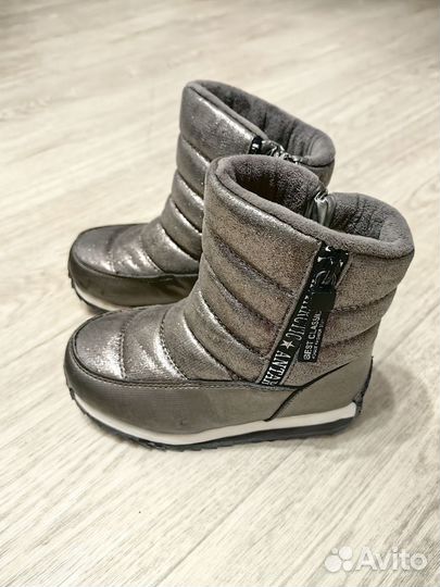 Ботинки демисезонние на девочку 28,5 размер