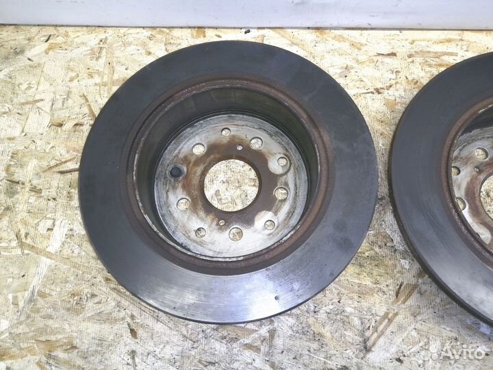 Тормозные диски задние пара Toyota Crown JZS175