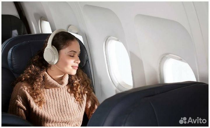 Беспроводные наушники Sony WH-1000XM4, серебряный