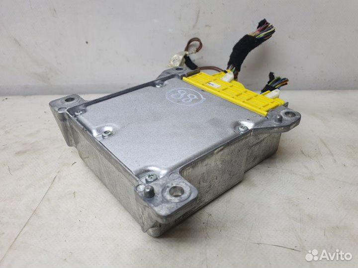 Блок управления аирбаг Mercedes-Benz C W204 6.3