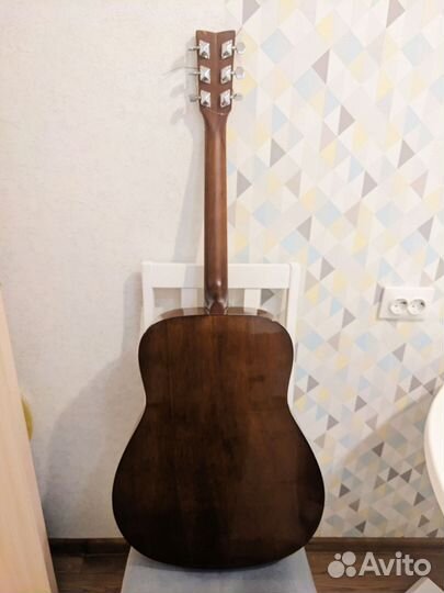 Акустическая гитара