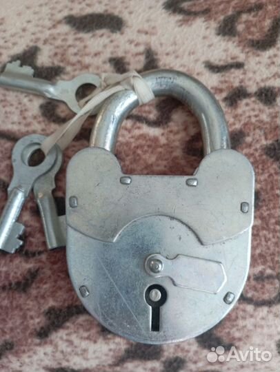 Замок амбарный навесной