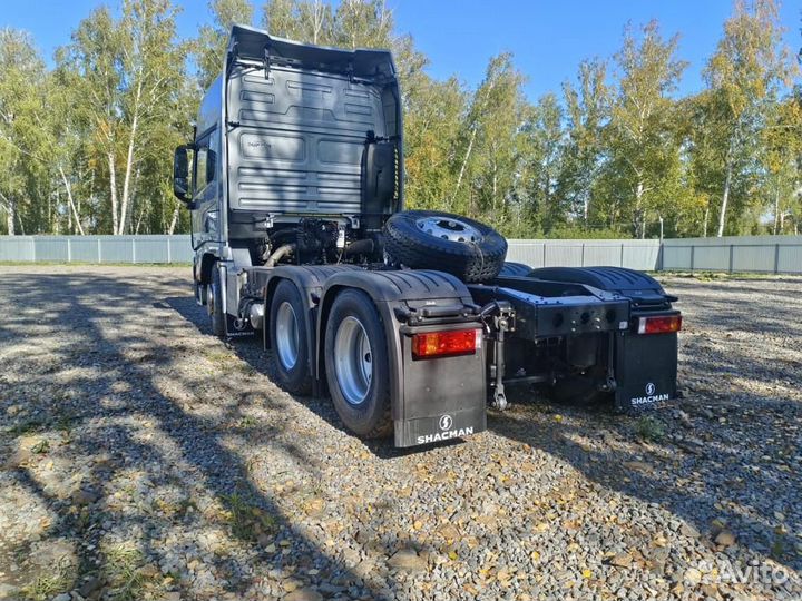 Shacman (Shaanxi) SX42584V324, 2023