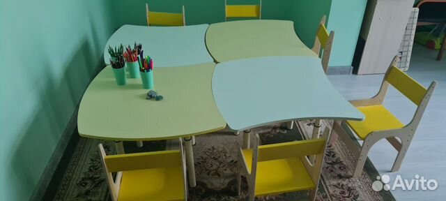 Комлект 4 стола 6 стульчиков детские
