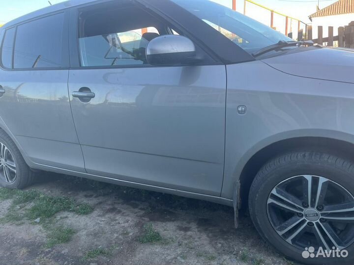 Skoda Fabia 1.2 МТ, 2012, 102 000 км