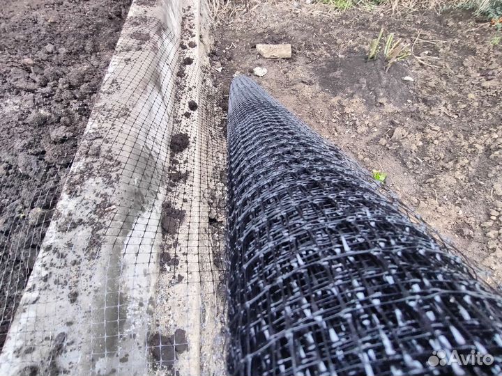 Сетка от Кротов Ландшафтная для рулонных газонов