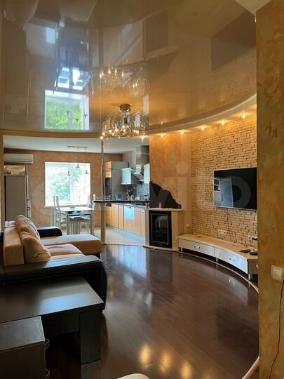 3-к. квартира, 103 м², 4/5 эт.