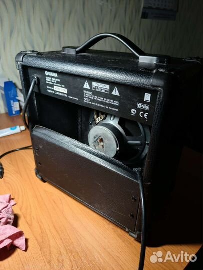 Yamaha GA-15 Гитарный комбоусилитель