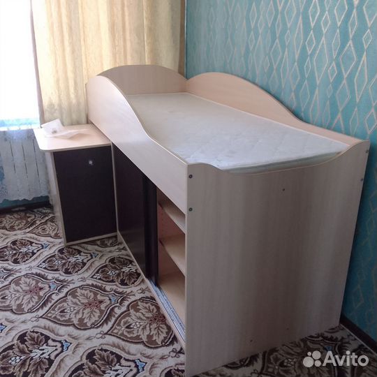 Кровать детский с матрасом бу