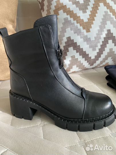 Ботинки женские