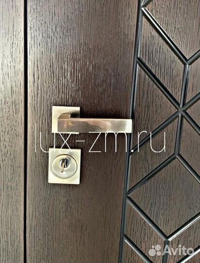 Дверь входная металлическая
