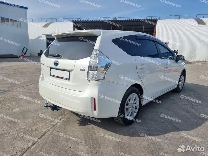 Фаркоп toyota prius alpha I поколение