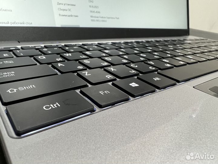 Свежий ноутбук, процессор intel,8GB ram, 256 SSD