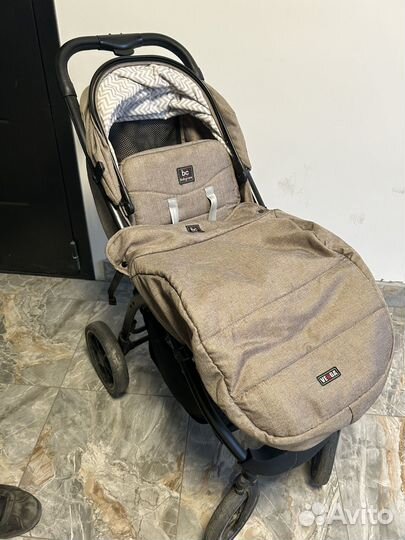 Коляска прогулочная