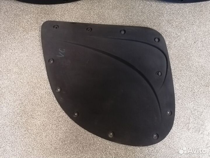 Обшивка двери для Fiat Doblo