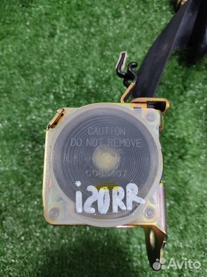 Ремень безопасности задний правый Lexus RX300 (MC