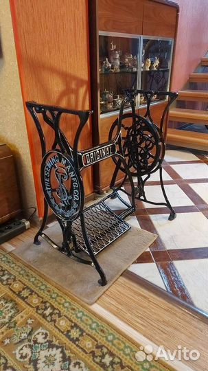 Редкая длинная станина от швейной машинки