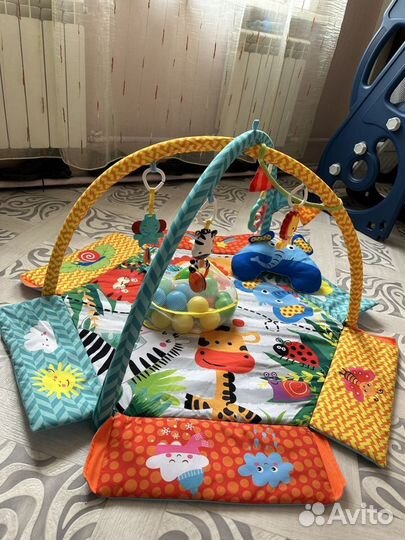 Развивающий коврик