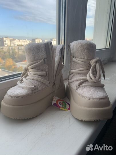 Ботинки зимние угги для девочки 28р
