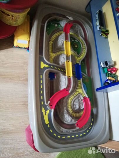 Игровой столик Step 2 Столик-песочница +200 авто