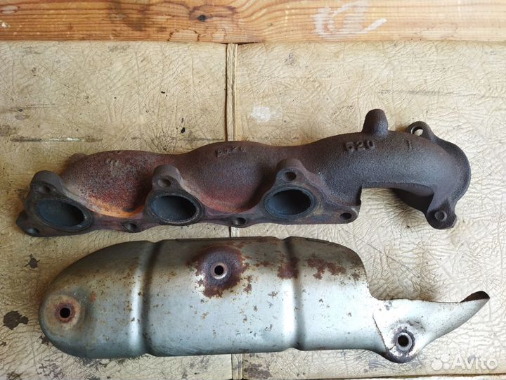 Выпускной коллектор 6G72 (правый и левый)