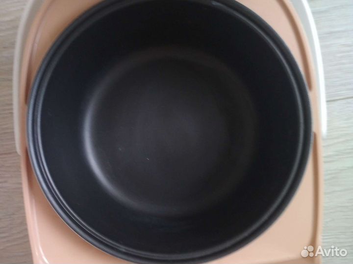 Мультиварка Maxwell 3 литра