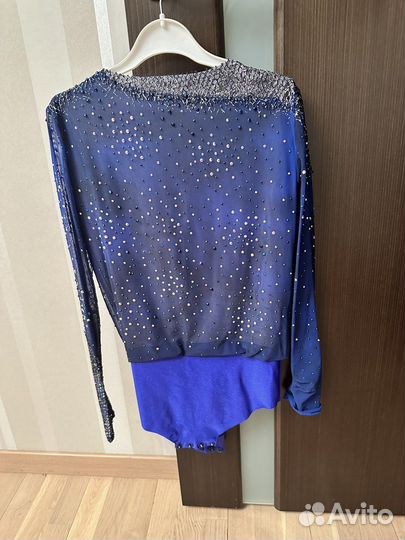 Костюм для выступлений фигурное катание