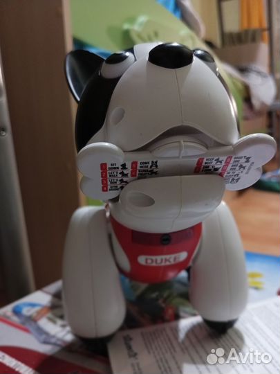 Собака-робот Duke