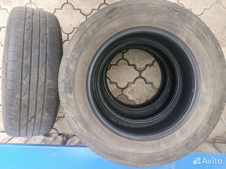 Bridgestone Dueler H/P Sport 215/65 R16 98H