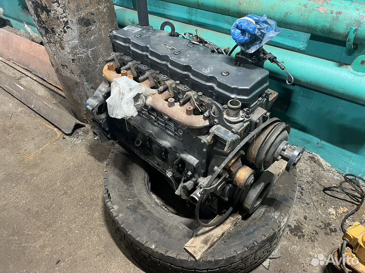 Двигатель komatsu pc220