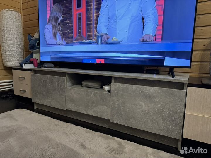 Тумба под телевизор