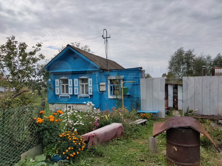 Дом 27 м² на участке 36 сот.