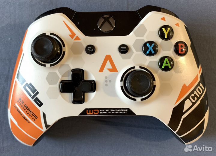 Джойстик Xbox One Titanfall edition