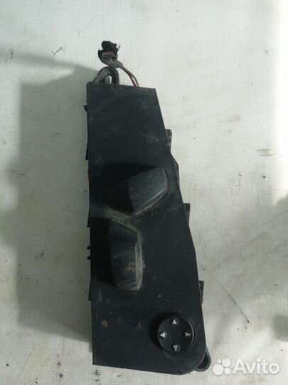 Переключатель регулировки сиденья правый Bmw X5