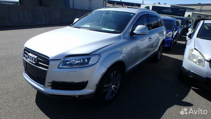 Audi Q7 продается по запчастям 4.2 FSI (BAR)
