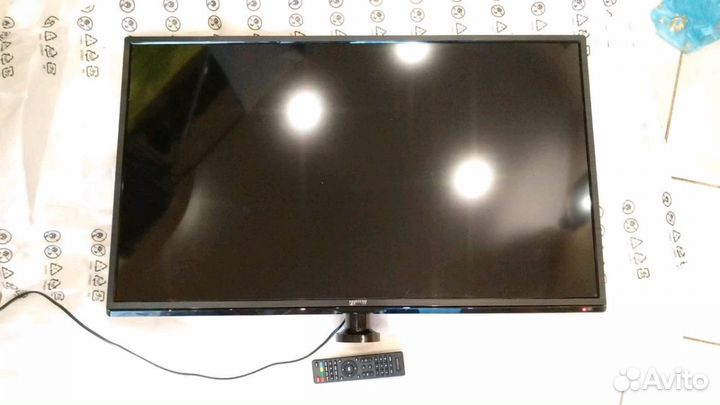 LED телевизор Mystery MTV-4028LT2 (99 см)