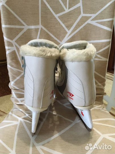 Коньки детские