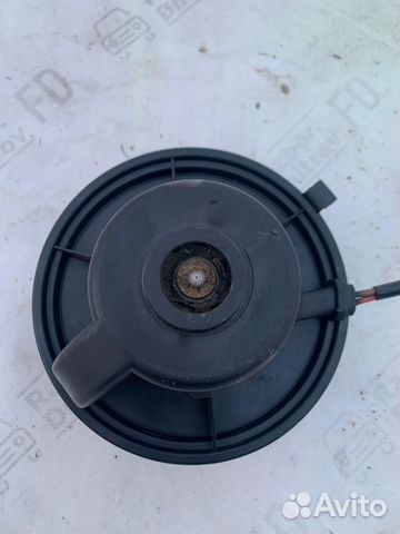Моторчик печки Volkswagen Passat B3 1988 357819021
