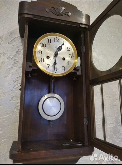 Часы настенные с боем антикварные Gustav Becker