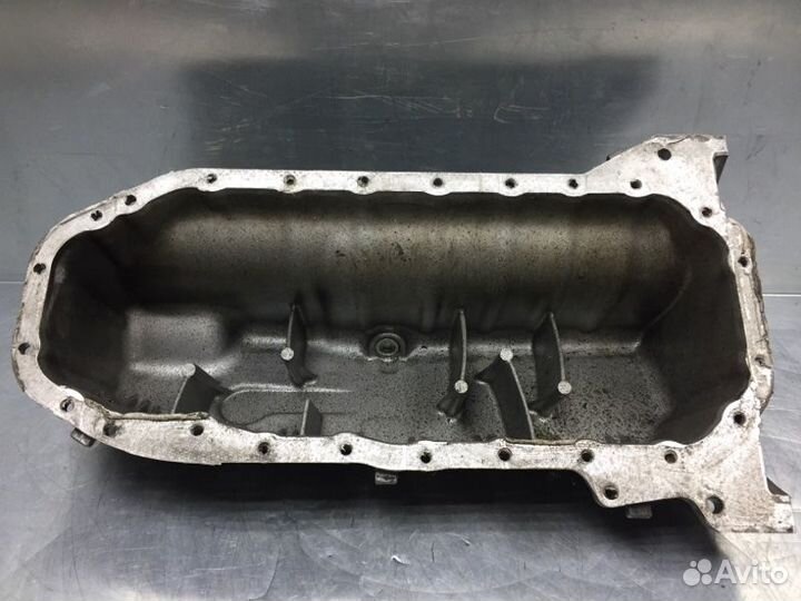 Поддон масляный двигателя Volkswagen Transporter