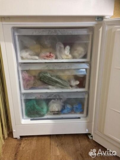 Холодильник Hotpoint Ariston. Новинка. No frost