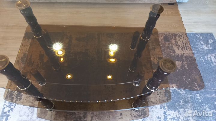 Подставка стеклянная под тв,журнальный стол