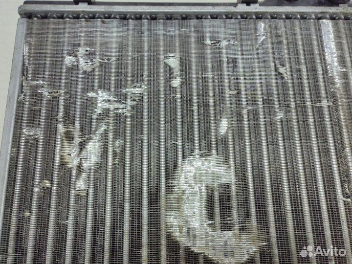 Радиатор охлаждения двигателя Mitsubishi Lancer