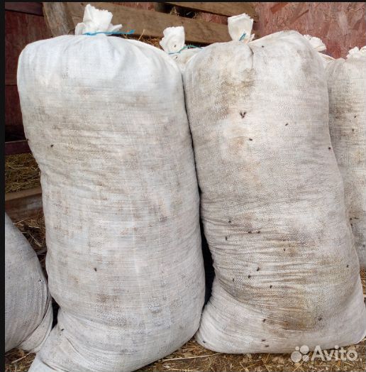 Конский навоз в больших мешках. Козий. Перегной