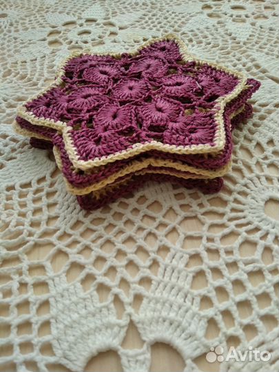 Салфетка, подставка под бокал