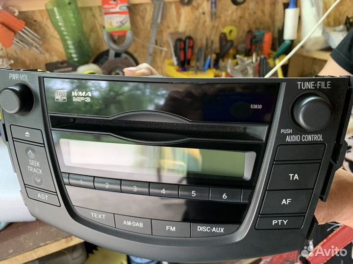 Магнитола рав4