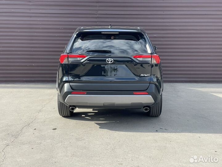 Toyota RAV4, 2023
