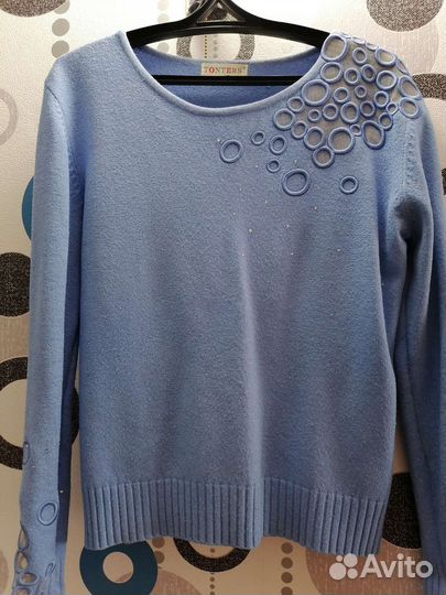 Свитер женский