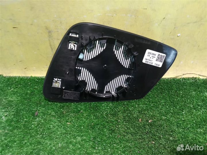 Стекло зеркала правое BMW X2 F39 2017
